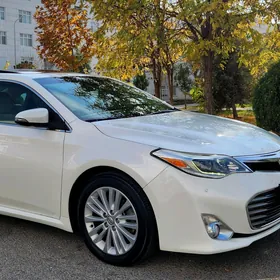 Toyota Avalon 2013