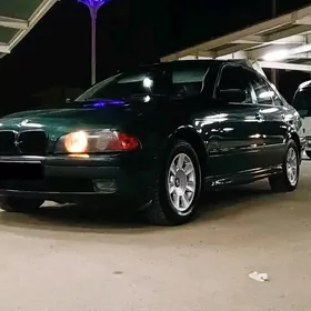 BMW E39 1999