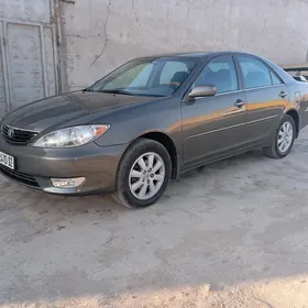 Toyota Camry 2004