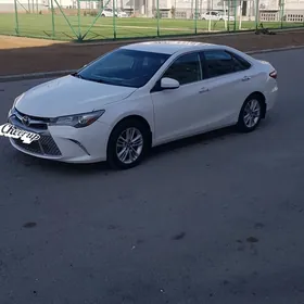 Toyota Camry 2017