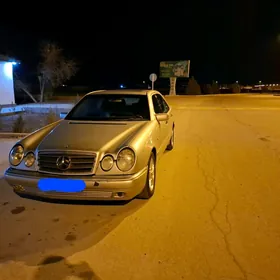 Mercedes-Benz E320 1997