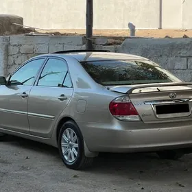 Toyota Camry 2005