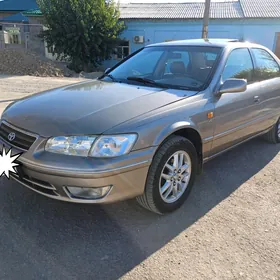 Toyota Camry 2000