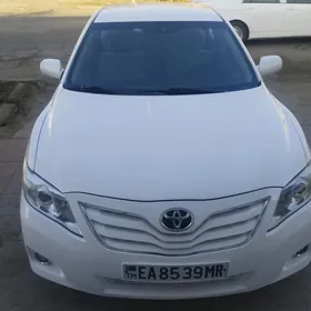 Toyota Camry 2010