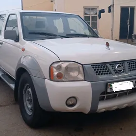 Nissan Navara 2014