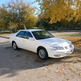 Toyota Camry 1999