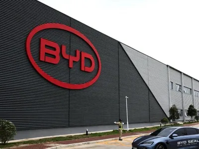 BYD gurluşyk enjamlary üçin iň çalt zarýad alýan batareýany döretdi: -35°C-den 65°C