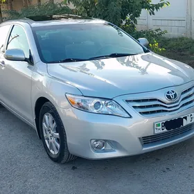 Toyota Camry 2011