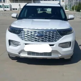 Ford Explorer 2022