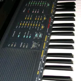 YAMAHA PSR 70