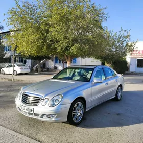 Mercedes-Benz E320 2003