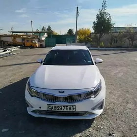 Kia Optima 2020