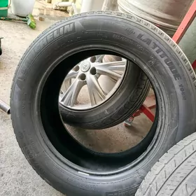 MICHELIN TEKER 245 60 18