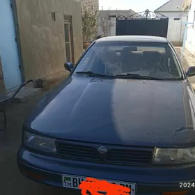 Nissan Maxima 1993