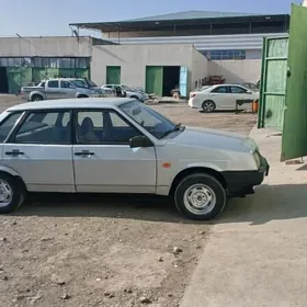 Lada 21099 2004