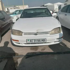 Toyota Camry 1992