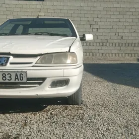 Peugeot 405 2009