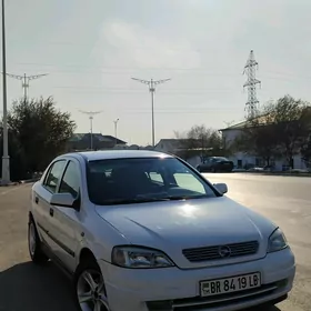 Opel Astra 2000