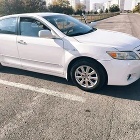 Toyota Camry 2011