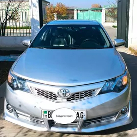 Toyota Camry 2012