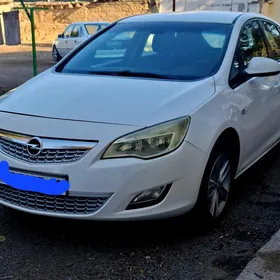 Opel Astra 2010