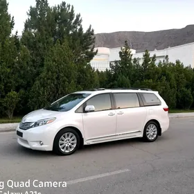 Toyota Sienna 2017