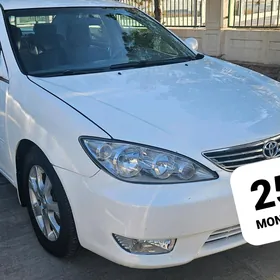 Toyota Camry 2005