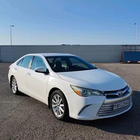 Toyota Camry 2017