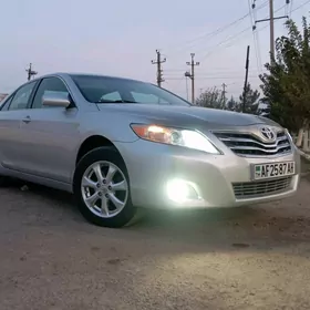 Toyota Camry 2010