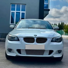 BMW E60 2004