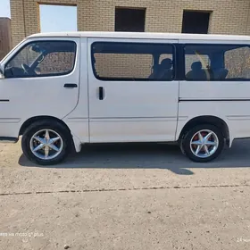 Toyota Hiace 1990