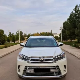 Toyota Highlander 2019