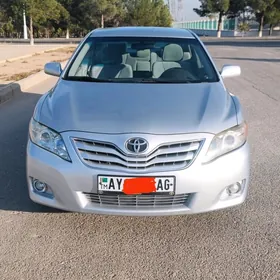 Toyota Camry 2011