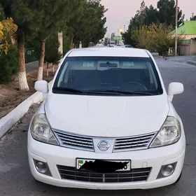 Nissan Versa 2010