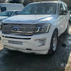 Ford Expedition 2021