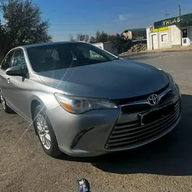 Toyota Camry 2017