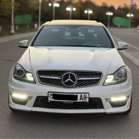 Mercedes-Benz C300 2009