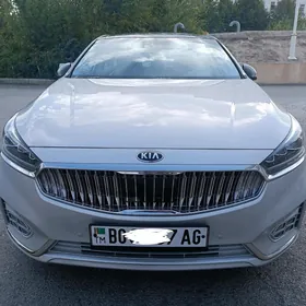 Kia Cadenza 2017