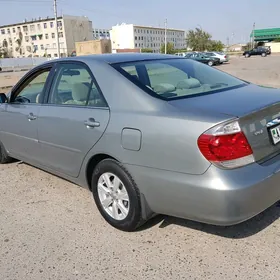 Toyota Camry 2005