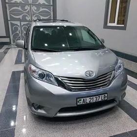 Toyota Sienna 2017