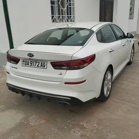 Kia Optima 2019