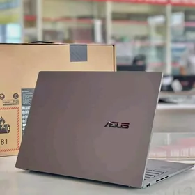 Asus ZenbookOLED/Ultra7/1TB