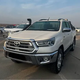 Toyota Hilux 2021