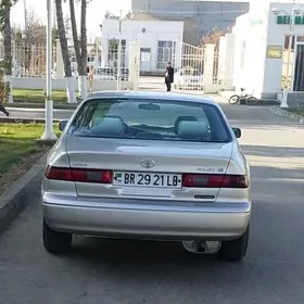 Toyota Camry 1998