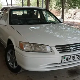 Toyota Camry 1998