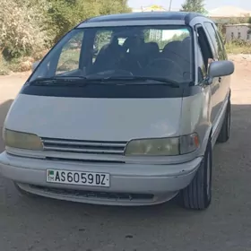 Toyota Previa 1991