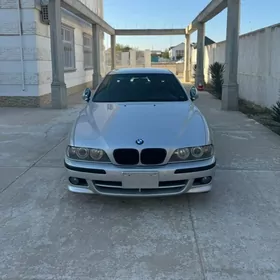 BMW E39 2002