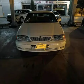 Toyota Avalon 1999