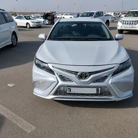 Toyota Camry 2022