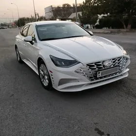 Hyundai Sonata 2022